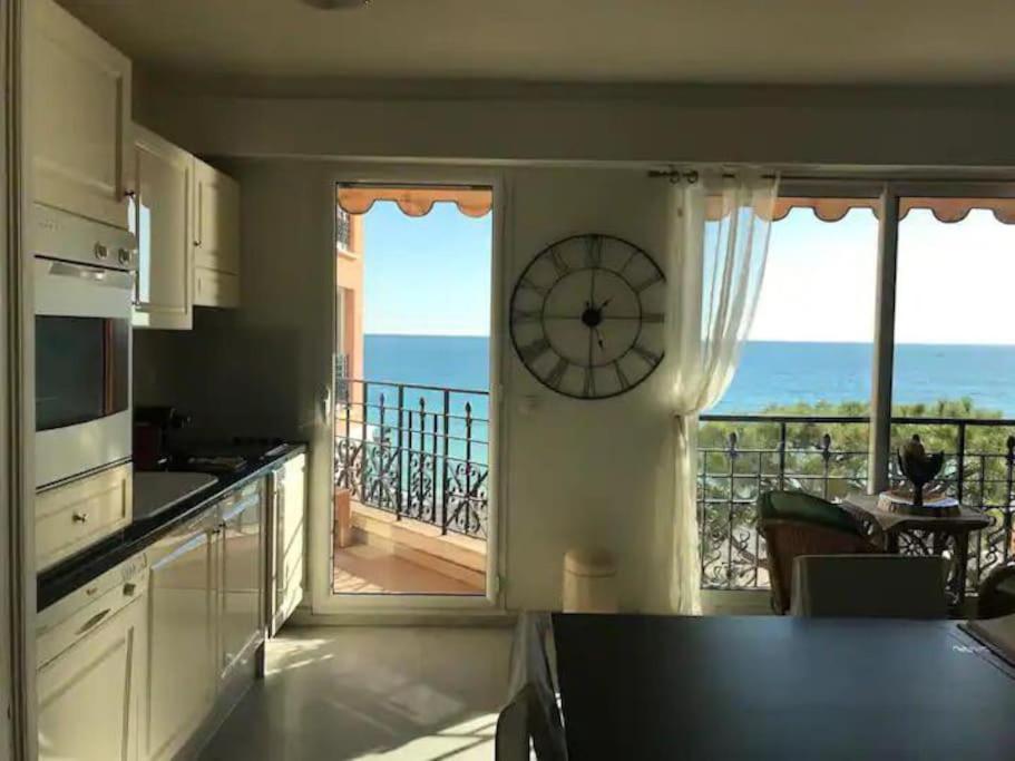 Victoria Bilocale Centro Citta E Vista Mare Lejlighed Menton Eksteriør billede